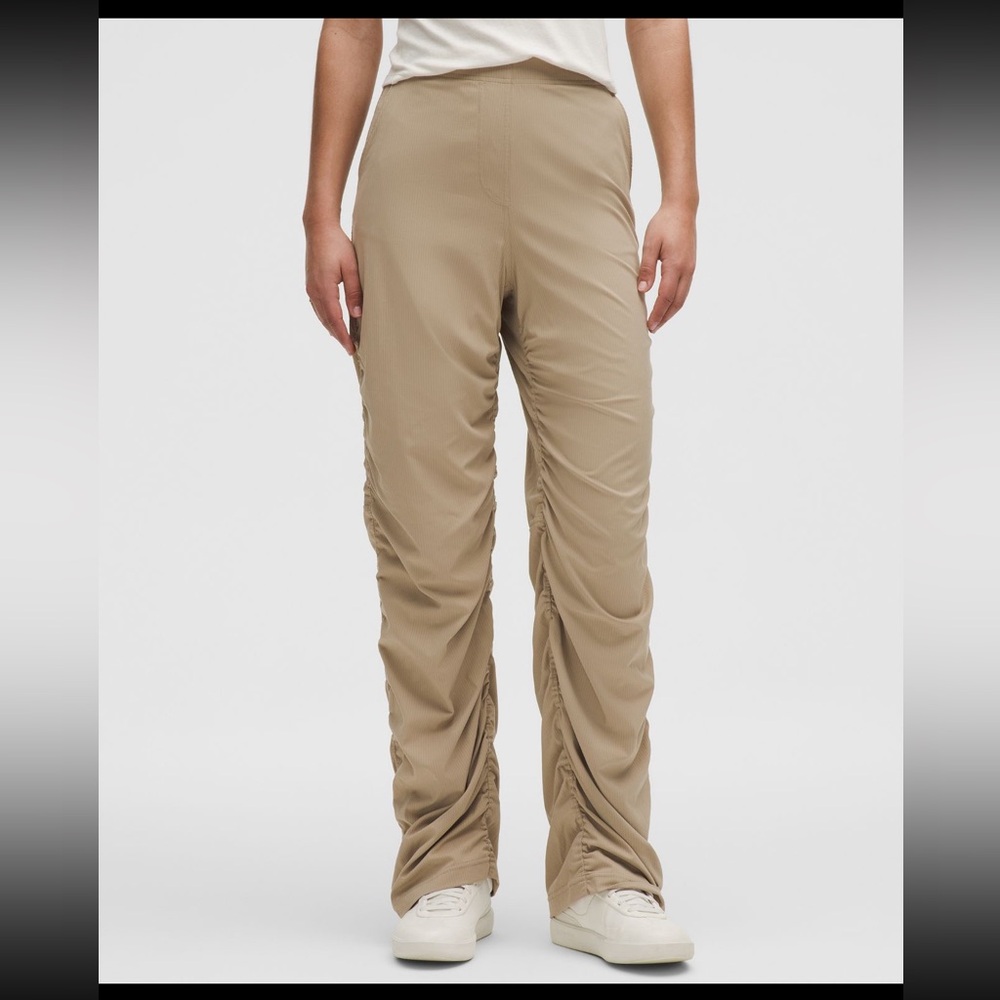 Lululemon dance studio HR tight fit flared pants size M NWT! - Picture 6 of 13